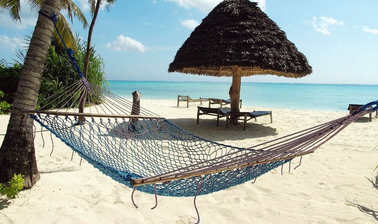 Escapades combinées à Zanzibar — Jozani, Maalum, The Rock, Prison Island | Bonjour Zanzibar
